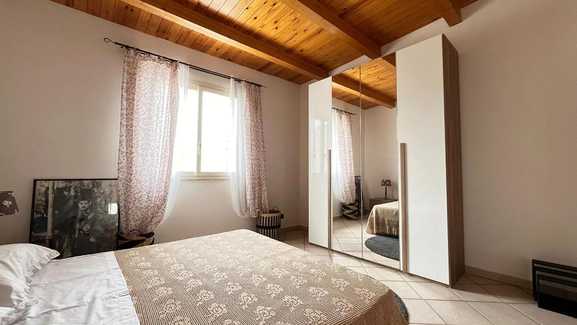 La Finestra Luminosa Villa Palermo Italy